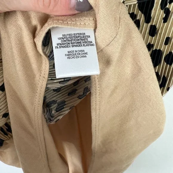 WAYF Surplice Ribbed Cheetah Print Bodysuit SleevelessSize XL EUC L2443 - Picture 6 of 10